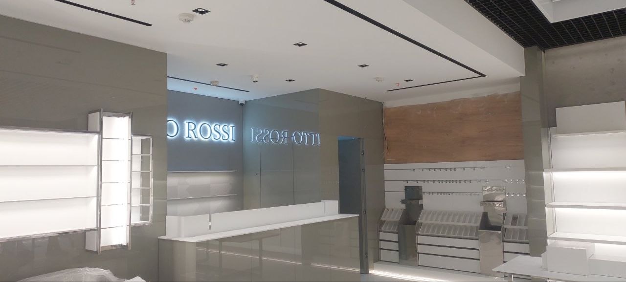 Vitto Rossi — ТРЦ «Караван»